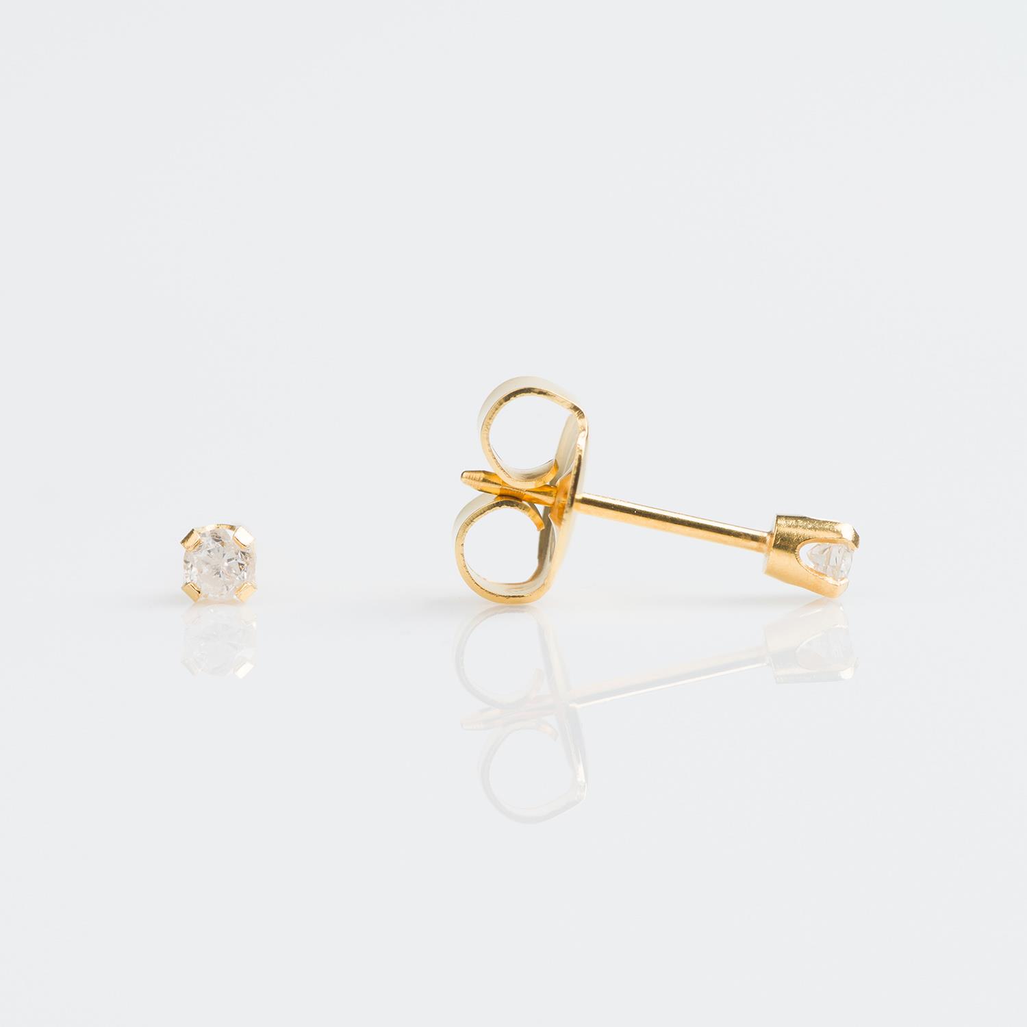 Studex 14ct Gold Tiffany Setting 5 Point Genuine Diamond Stud Earrings Tiffany Claw setting. Genuine 5 point Diamond.