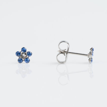 Elegant White Gold Stone Daisy Sapphire Crystal Piercing Earrings for All Occasions