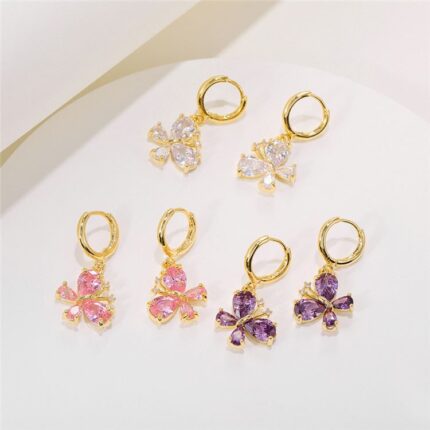 Enchanting 18K Gold Plated Huggie Butterfly Hoop Earrings for a Touch of Elegance